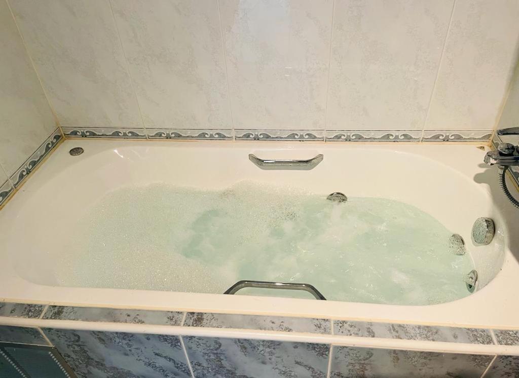 Bonito Apartamento De La Playa Villajoyosa Eksteriør billede