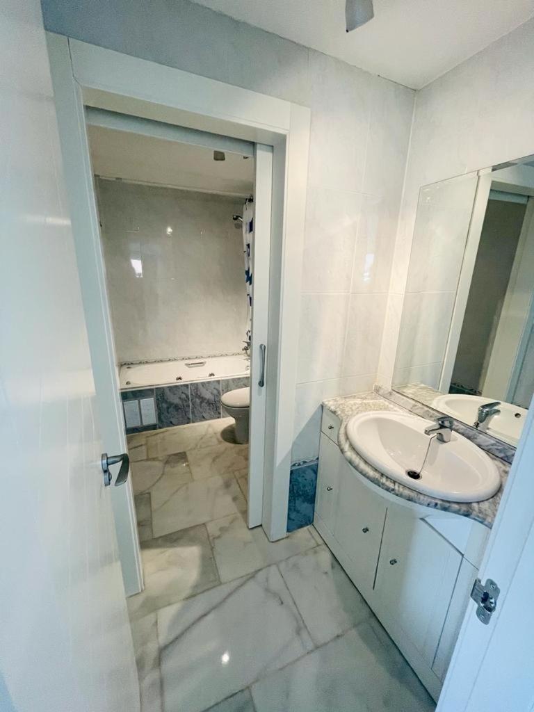 Bonito Apartamento De La Playa Villajoyosa Eksteriør billede